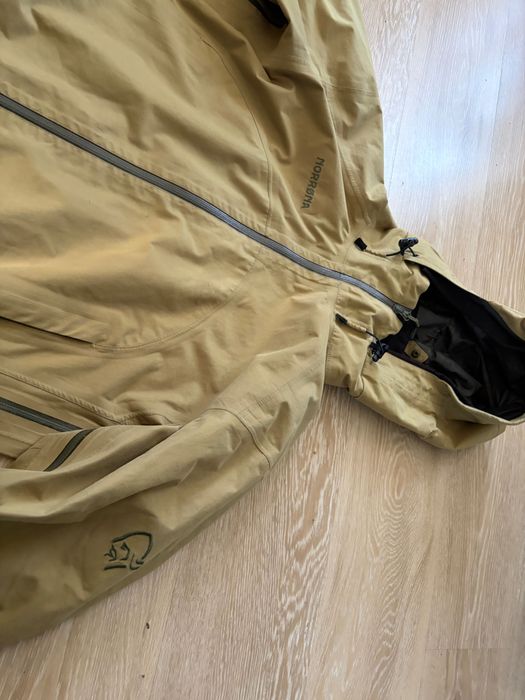 Norrona L forelhogna gore Tex paclite