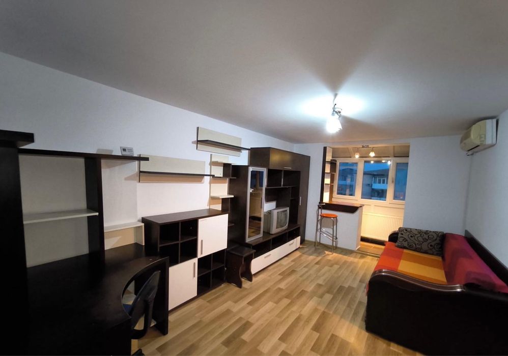 Ofer spre inchiriere apartament 2 camere Micro 9, pret negociabil