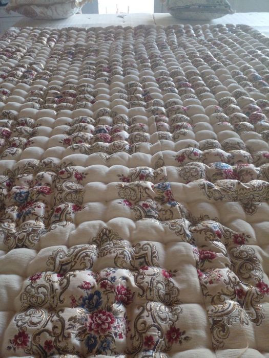 Курпа курпача тикамиз.