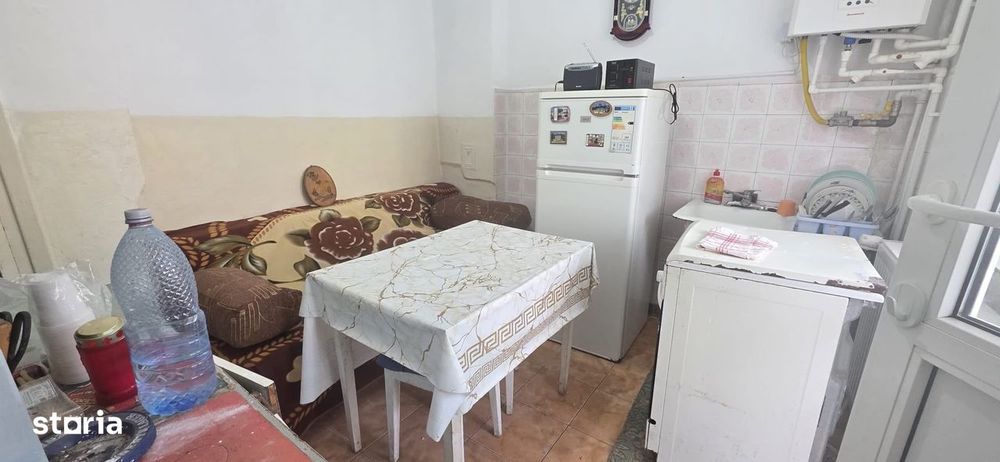 Ocazie ! Centru Piata Unirii 2 Camere 2 Balcoane Etaj 1 Boxa 76.500 E