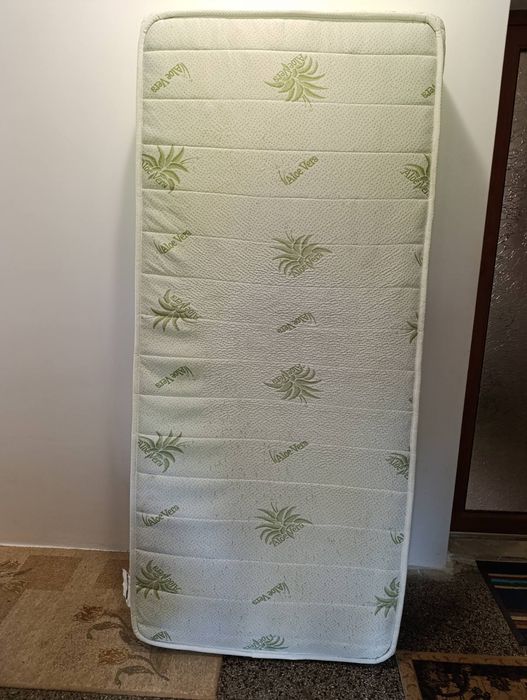 Продавам матраци