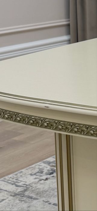 Продам стол премиального качества