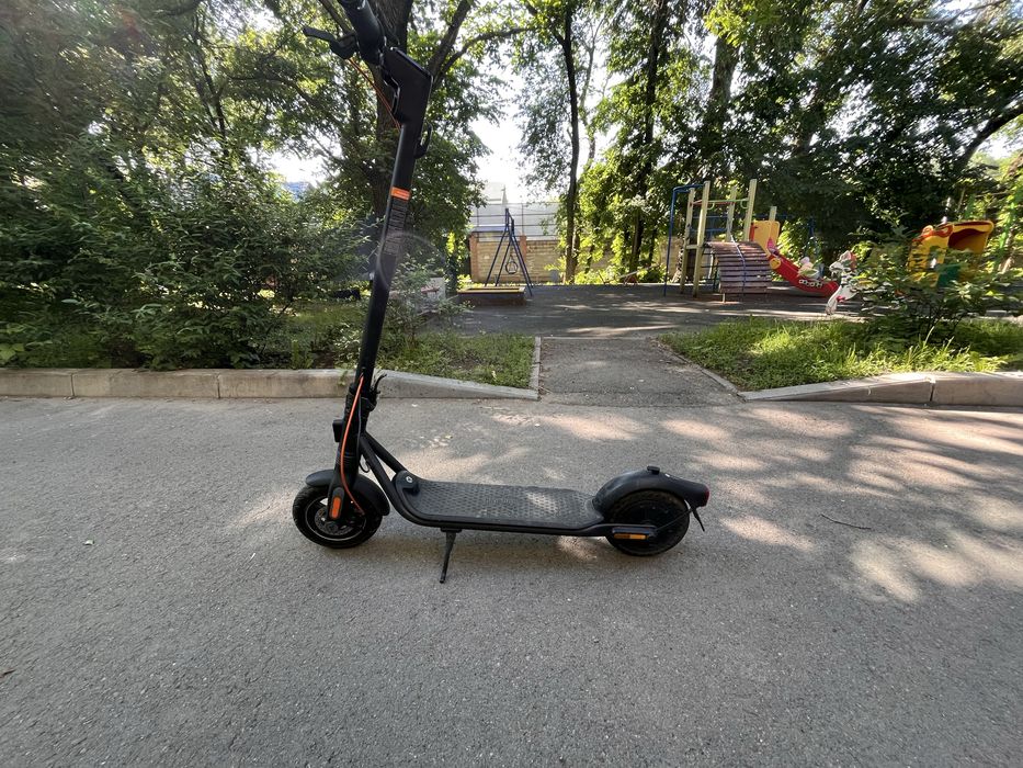 Срочно Электросамокат Ninebot F2 PRO