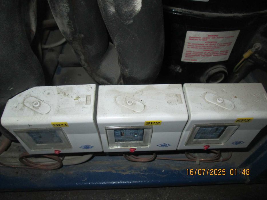 Морозильная установка . Компрессор .