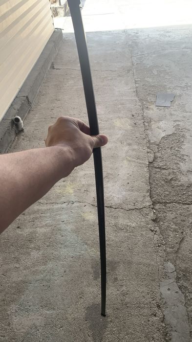 Продам спойлер на AUDI A8 D2