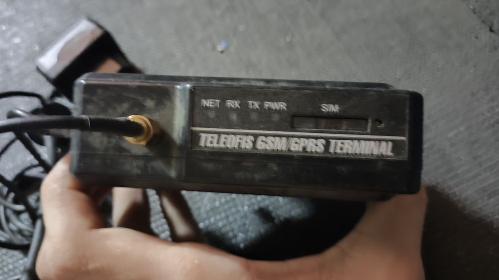 RX102-R2 – промышленный GSM-модем