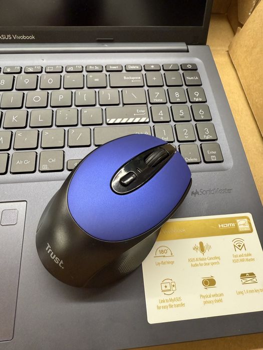 Лаптоп Asus VivoBook