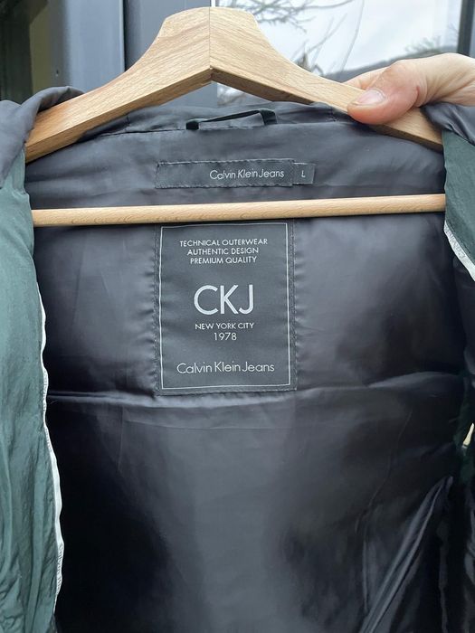 Vesta Calvin Klein unisex marimea L