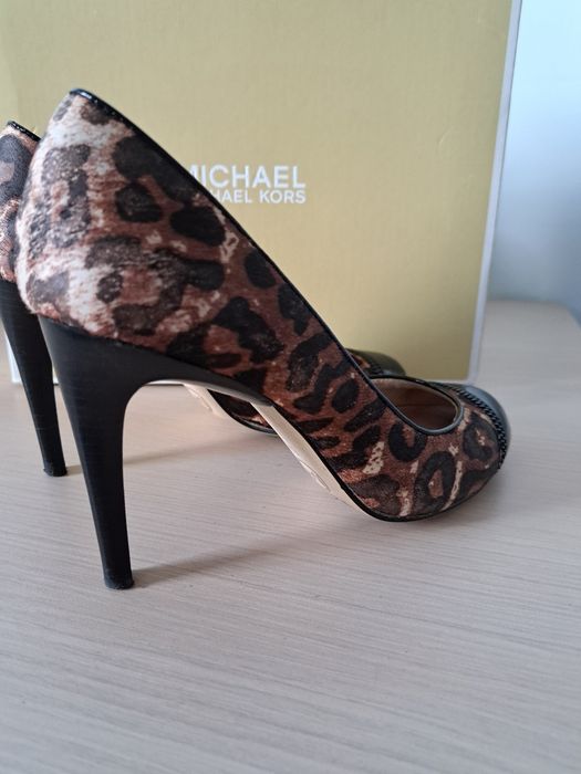 Pantofi Michael Kors
