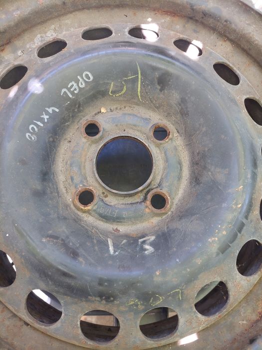 Janta Logan, Opel r 15 4x100, ET 49