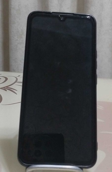 Продам телефон VIVO V23e