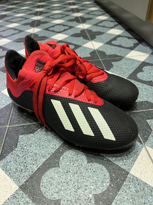 Футбольные бутсы