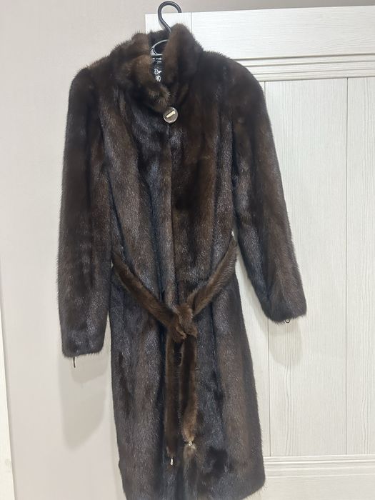 Продается норковая шуба б/у