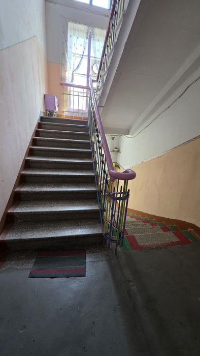 Продам квартиру в центре.