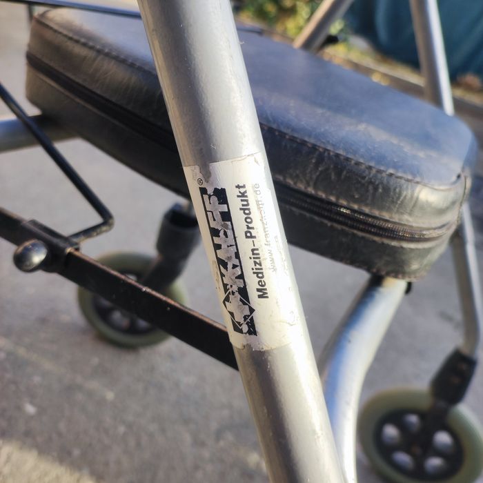 Ходунки для пожилых