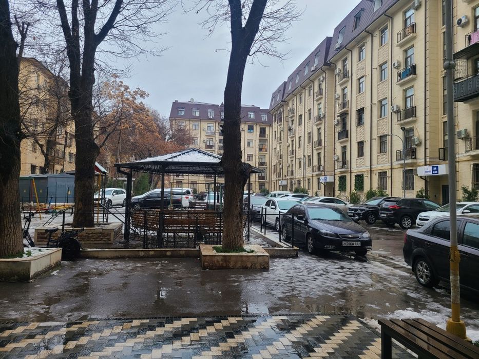 Uy sotiladi . Chilonzor 23kv