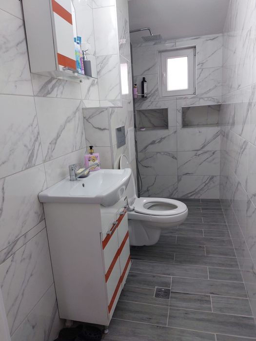 Дава се под наем Двустаен апартамент в Пловдив, Каменица 1 - 70 кв.м за 648.21 € - Снимка #3