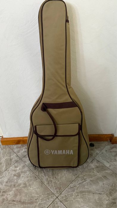 Продается гитара Yamaha, акустика