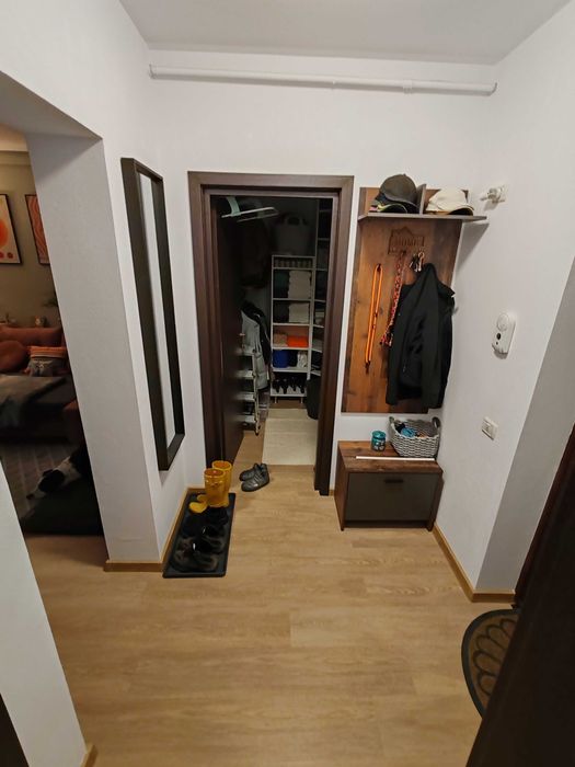 Studio luminos, complet mobilat 49 mp + balcon + parcare