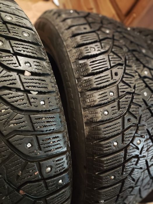 Шины Bridgestone зимние бу