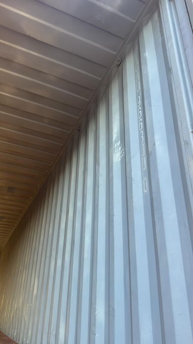 Распродажа морских 40 контейнеров.