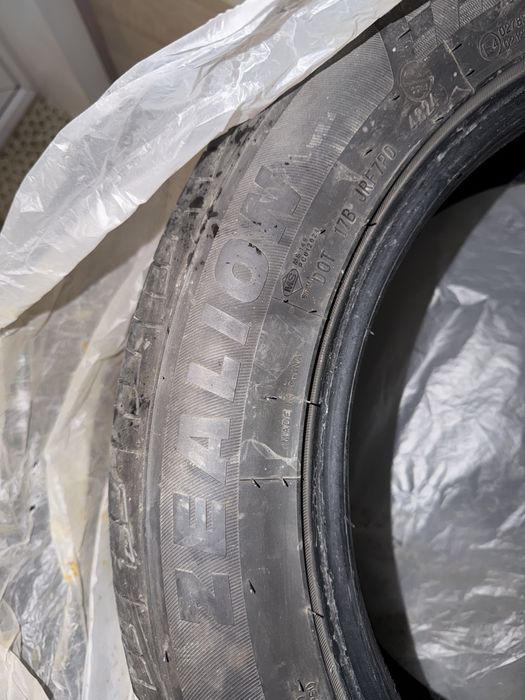 Продам летние шины 215/55/17R