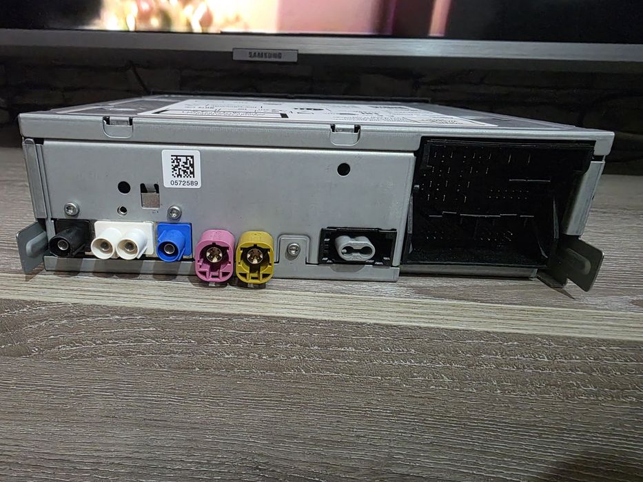 Мултимедиа четец за VW passat B8