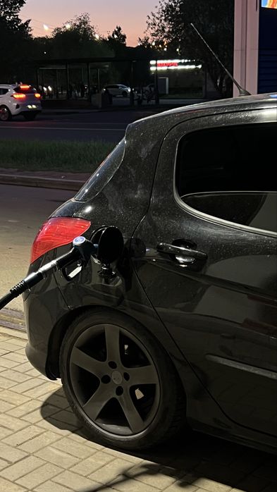 Продам Peugeot 308