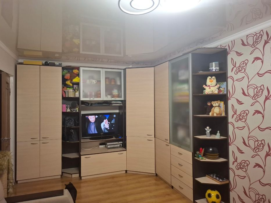 Продам шифоньер/шкаф/стенку