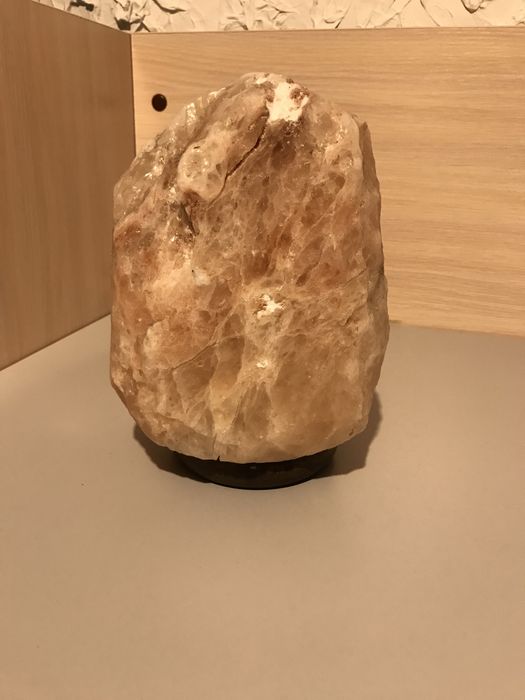 Солевой светильник большой.