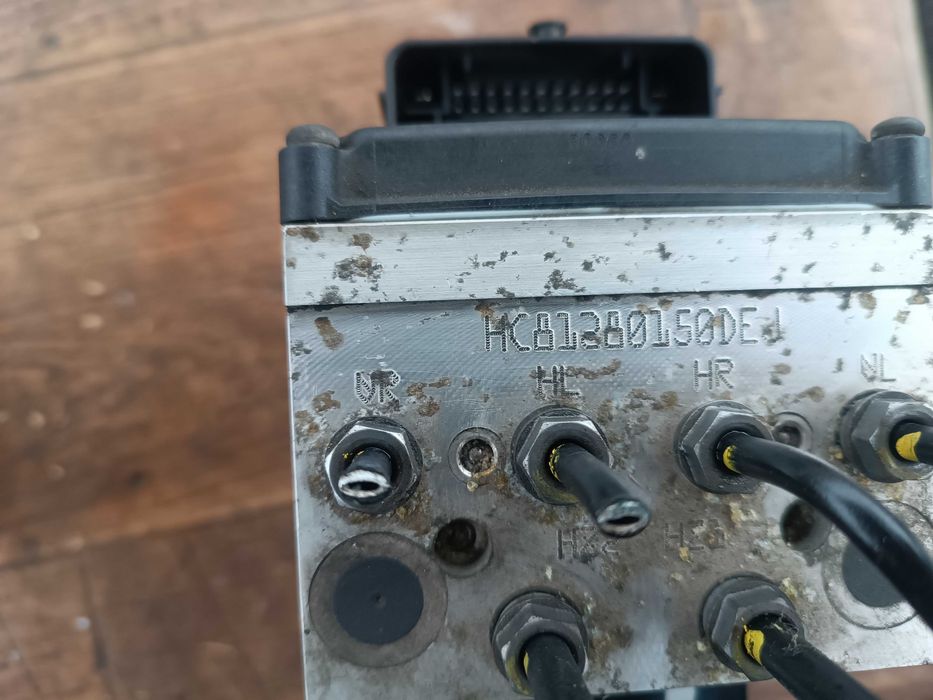 ABS модул, помпа  за Пасат Б6 / VW Passat B6 - 3C0614109AF - K