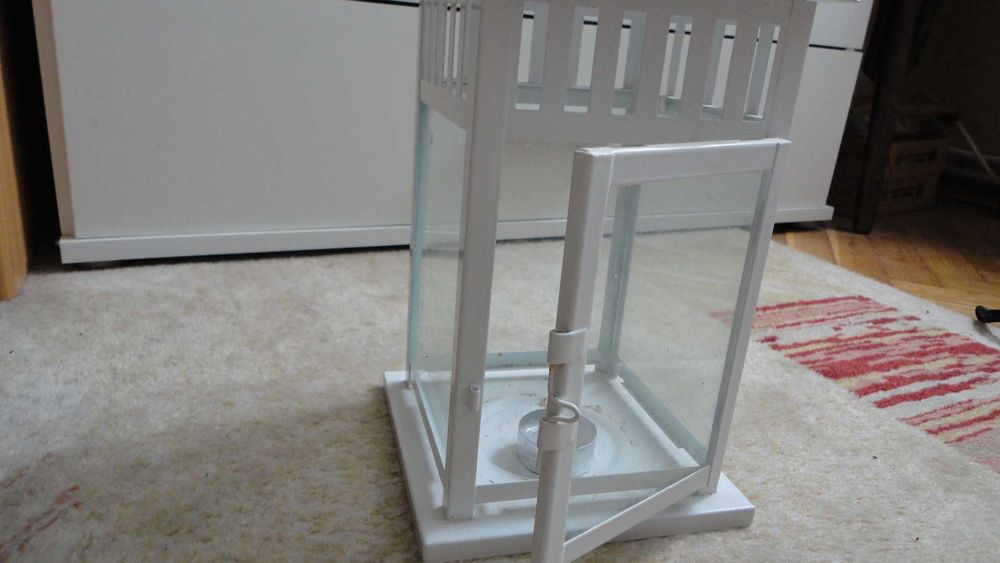 Декоративен метален фенер с врата