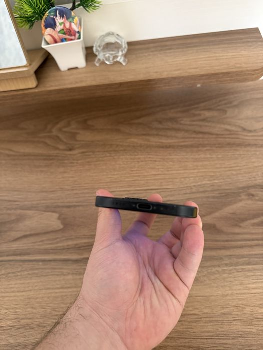 Iphone 15 в хорошем состояний