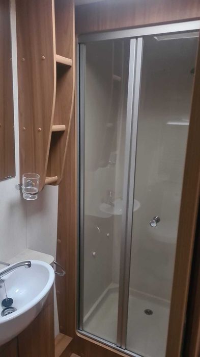 Бърза продажба: Каравана Lunar Clubman 2011 SI – Отлично състояние