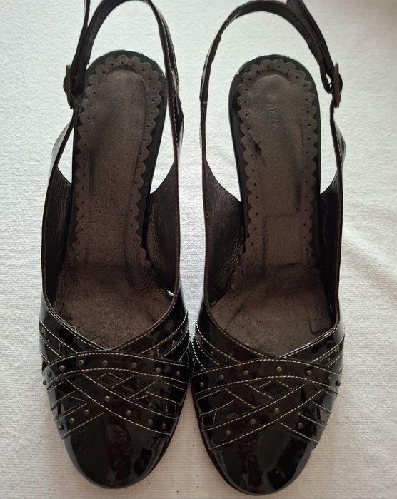 Sandale piele lacuită 38