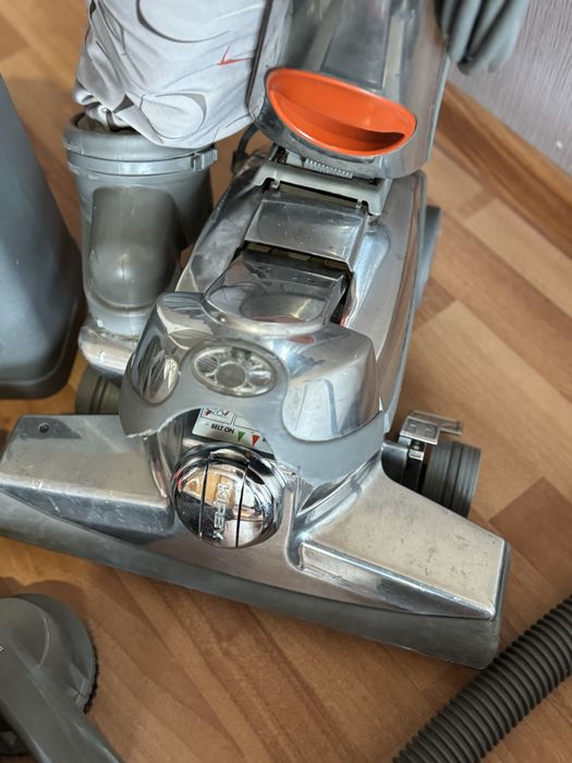 Мощный моющий пылесос Kirbi Sentia G-10 E