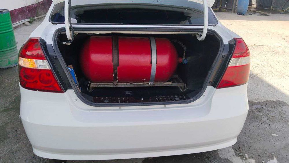 Нексия-3 белий 2018 механика