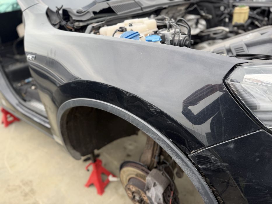 Aripa dreapta touareg 7p cu defect