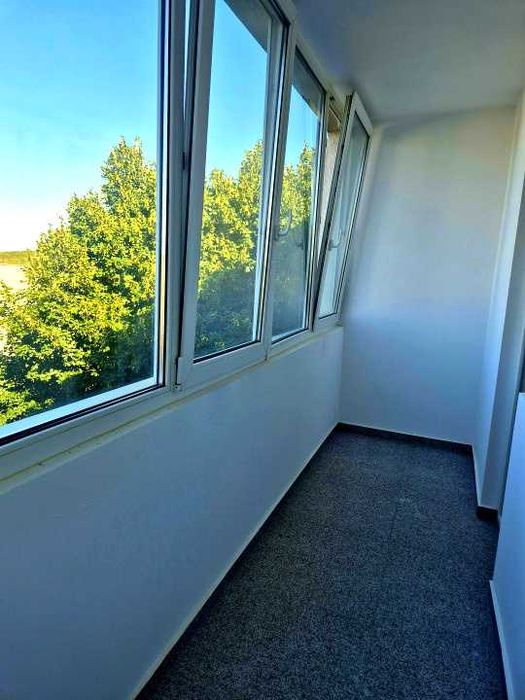 Inchiriez apartament cu 3 camere