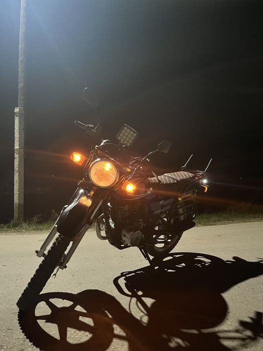 Продам яки 200куб