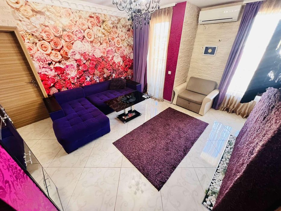 Продава се Двустаен апартамент в Бургас, Зорница - 46 кв.м за 3261 €/кв.м - Снимка #1