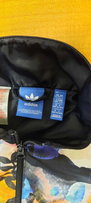 Adidas-Много Запазено