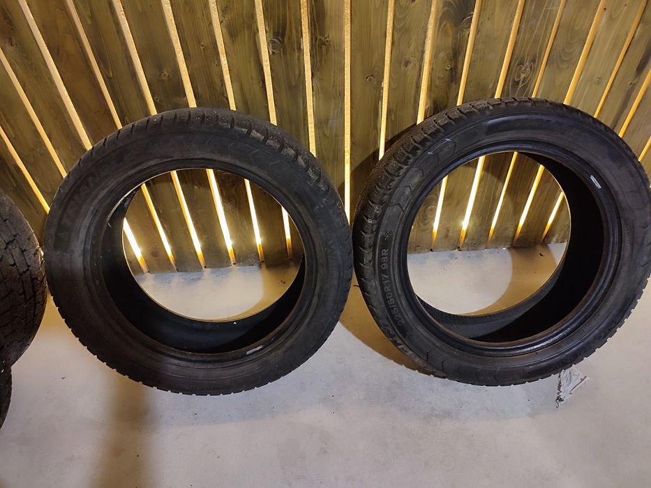 Продам Зимние шины