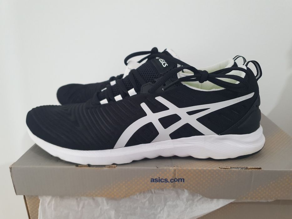 Маратонки за натурално  бягане Asics Supersen 80