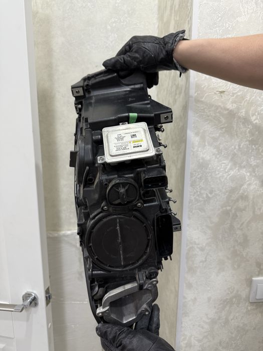 Фара бмв ф10/ F10