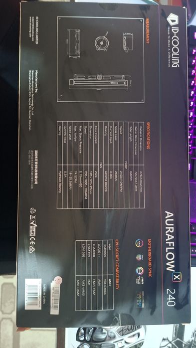 ID-Cooling Auraflow 240