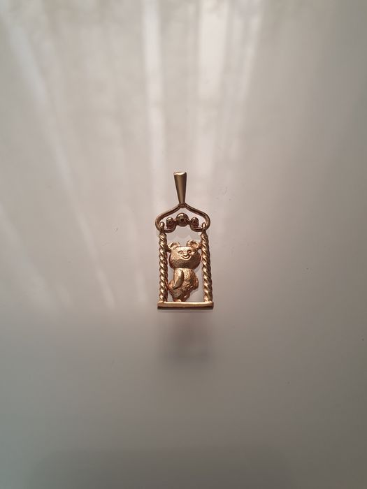 СССР Старинный золотой кулон " Олимпийский мишка".