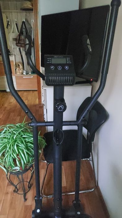 Велотренажёр продам