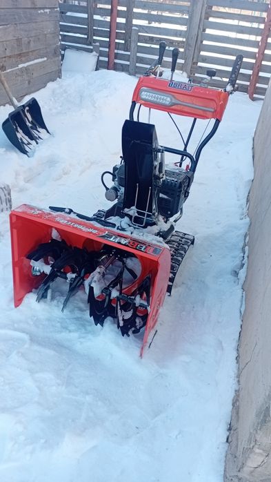 Қар күрейтін техника