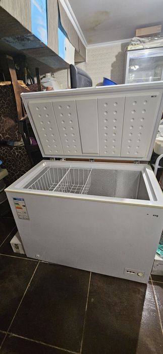 Морозильник - ларь в хорошем состоянии